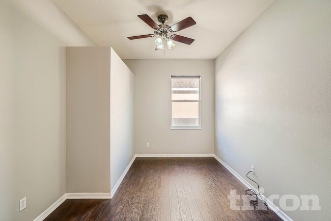 Building Photo - 10616 Little Bend Ln