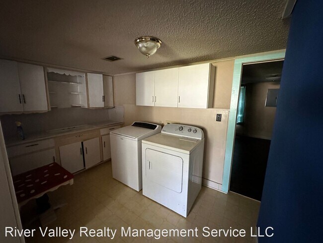 Foto del edificio - 2 br, 1 bath House - 1401 N Frankfort Ave