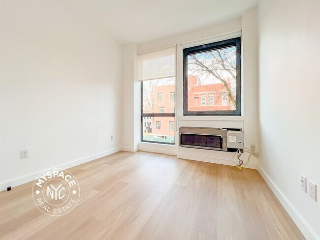 Foto del edificio - 654 Madison St