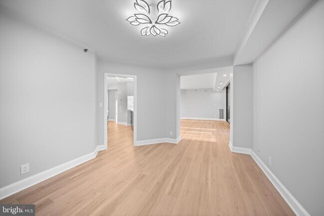 Foto del edificio - 5505 Seminary Rd