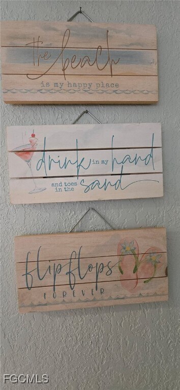 Foto del edificio - 434 Tudor Dr