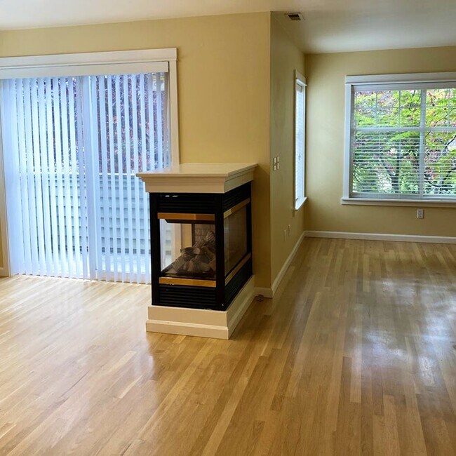 Foto del edificio - 8524 Stone Ave N