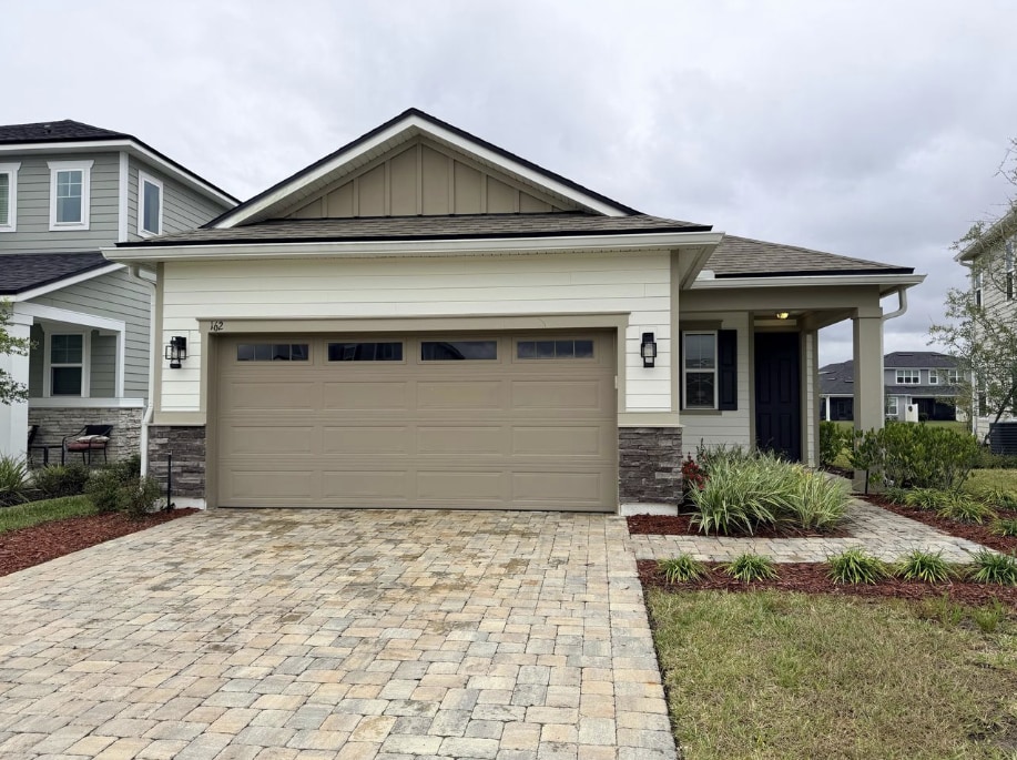 Foto principal - 162 Cedar Elm Way