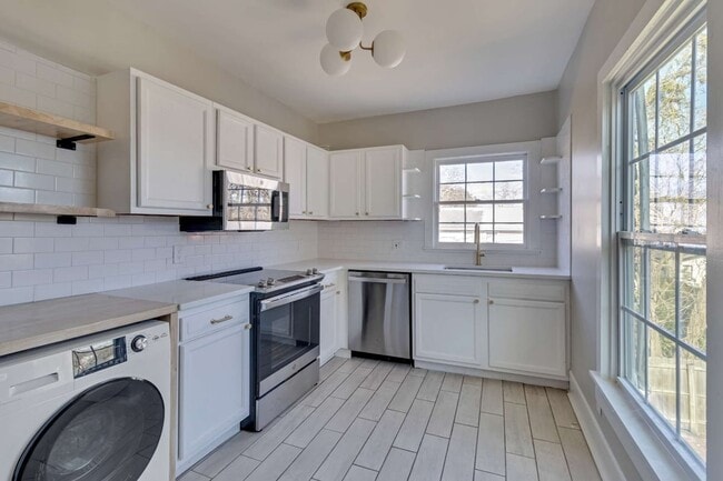 Foto del edificio - 516 E Jones St