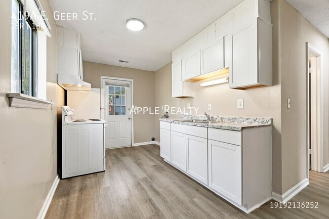 Building Photo - 419A E. Geer St.-