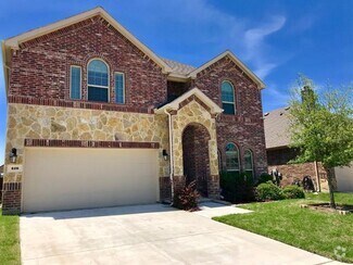 Building Photo - 216 Rugby Ln