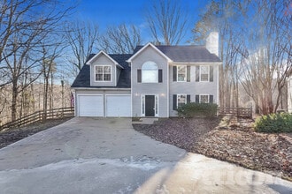 Building Photo - 4600 White Rd