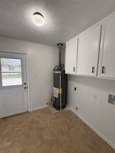 Building Photo - 3206 Cascade Creek Dr