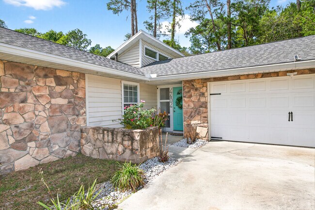 Foto del edificio - 4604 NW 44th Pl