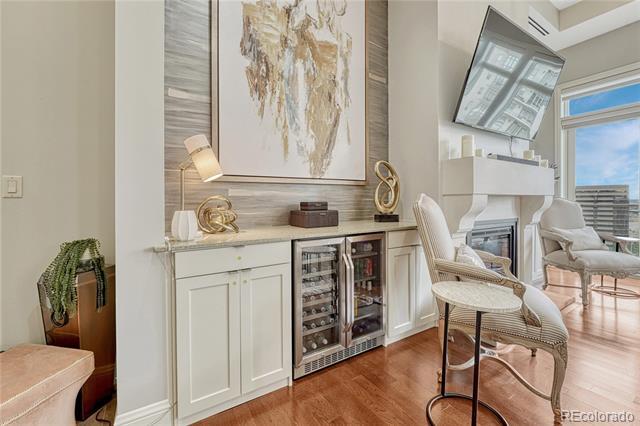 Building Photo - 5455 Landmark Pl