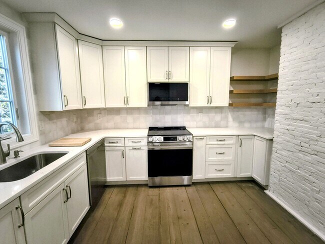 Foto del edificio - 7 East St