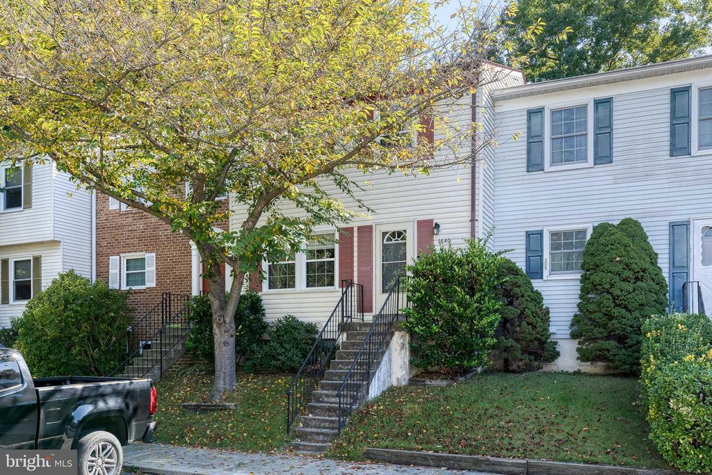 Foto principal - 1640 Mt Airy Ct