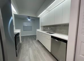 Building Photo - 1601 Abaco Dr