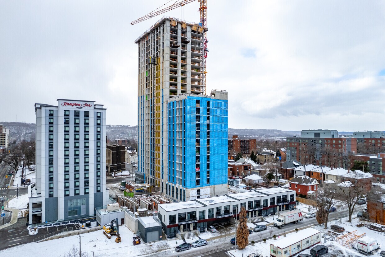 Photo du bâtiment - King + West