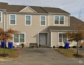 Building Photo - 415 Twisted Oak Dr NW