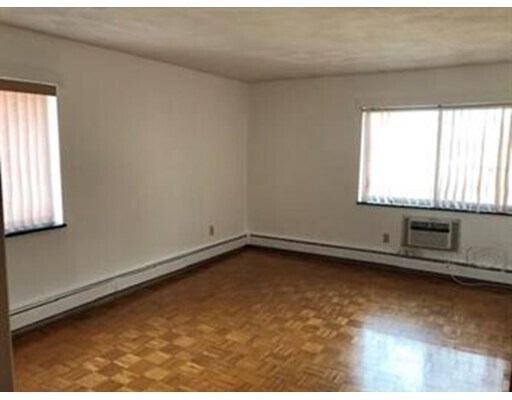 Foto del edificio - 621 Watertown St