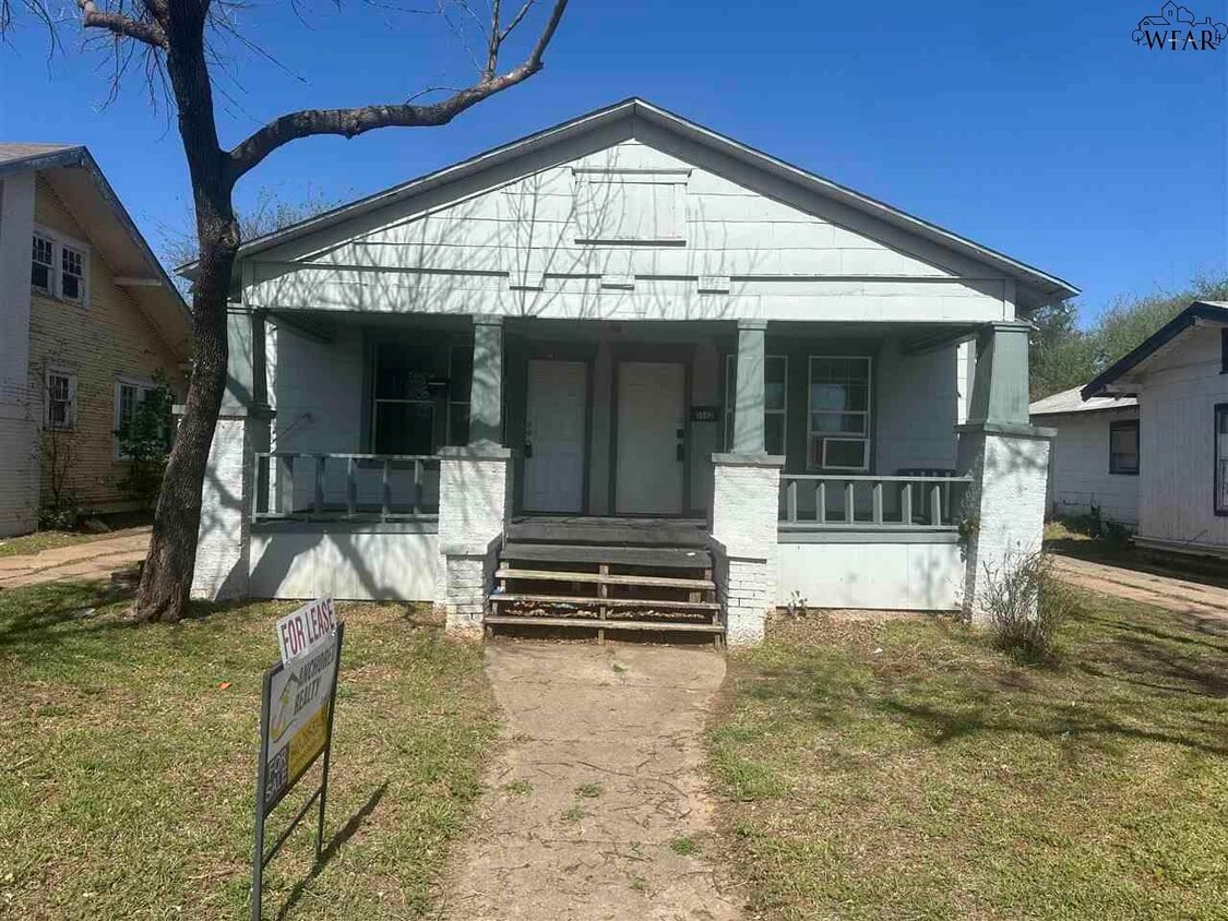 Primary Photo - 1512 Kemp Blvd