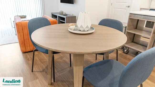 Foto del edificio - 515 Corso Ln