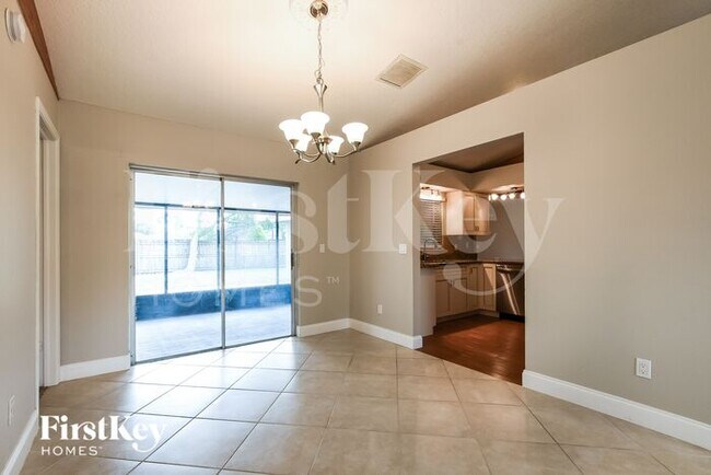 Foto del edificio - 241 Quail Cir