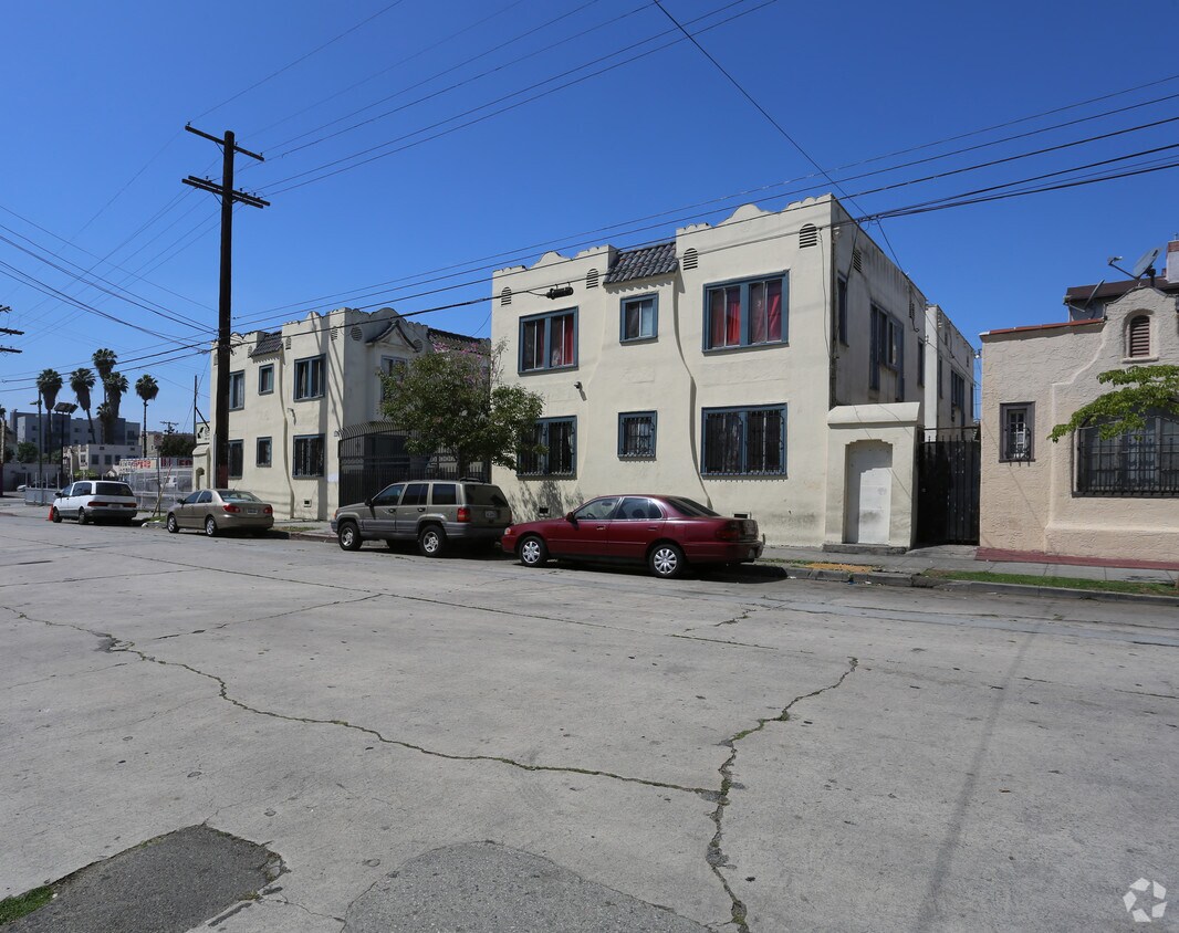 Foto del edificio - 983 S Ardmore Ave