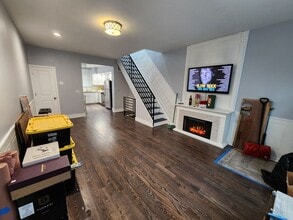 Building Photo - 2527 S Juniper St