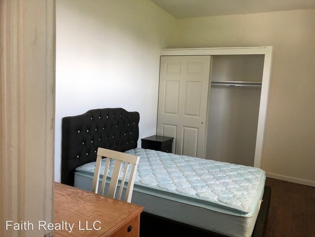 Building Photo - 3 br, 1 bath House - 30304 Cartier Dr