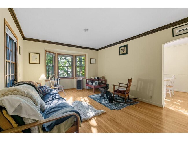 Foto del edificio - 201 Melbourne Ave SE