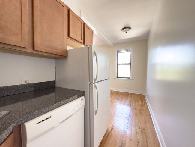 Foto del edificio - 348 Park Ave