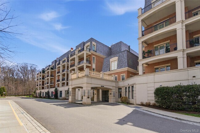 Foto del edificio - 3000 Royal Ct