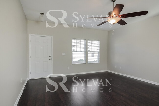 Building Photo - At Last, This Is What You Have Been Searching For!