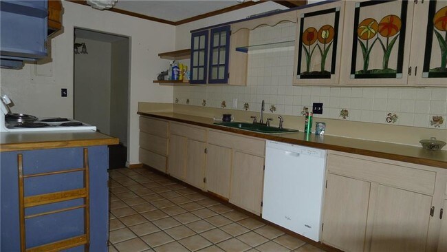 Foto del edificio - 8725 N Normandale St