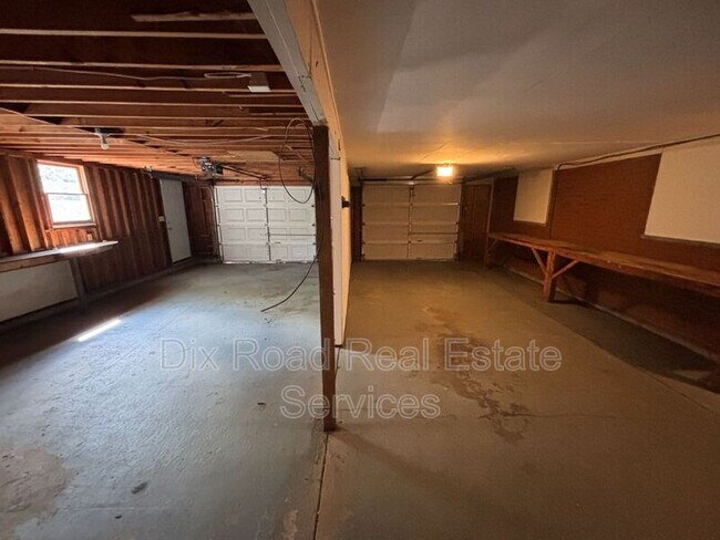 Foto del edificio - 4574 Mccormick Ln