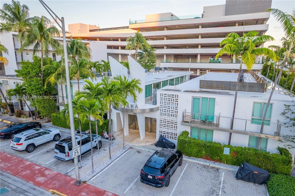 Foto principal - 1601 West Ave
