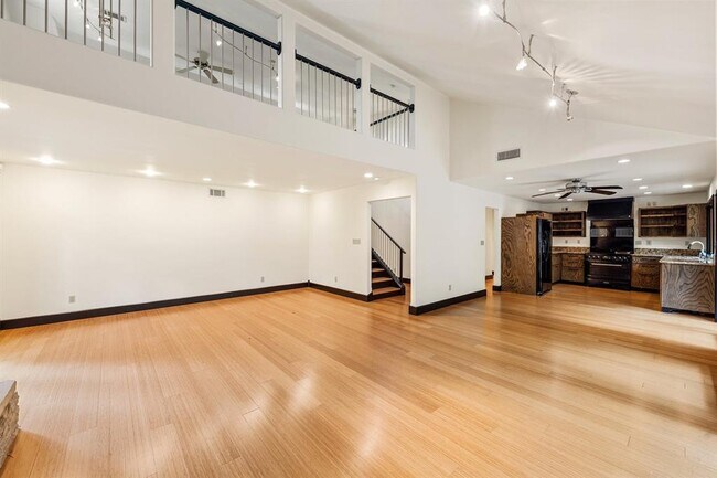 Building Photo - 2801 Down Cove