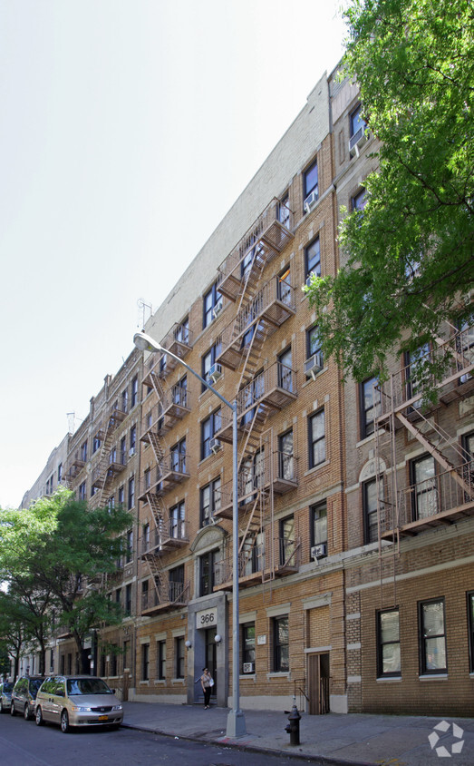 366 S 2nd St, Brooklyn, NY 11211 - Apartments in Brooklyn, NY ...