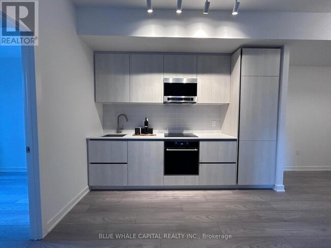 Photo du bâtiment - 120 Broadway Ave