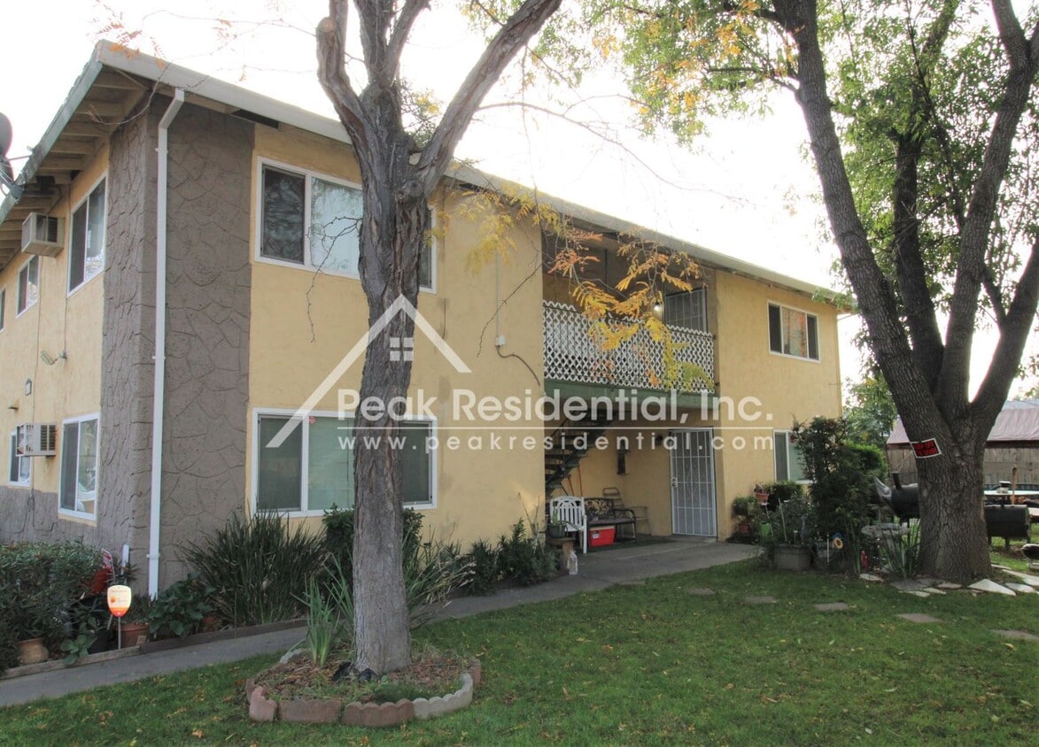 4548 Ashcroft Ave Unit 26, Sacramento, CA 95841 Room for Rent in