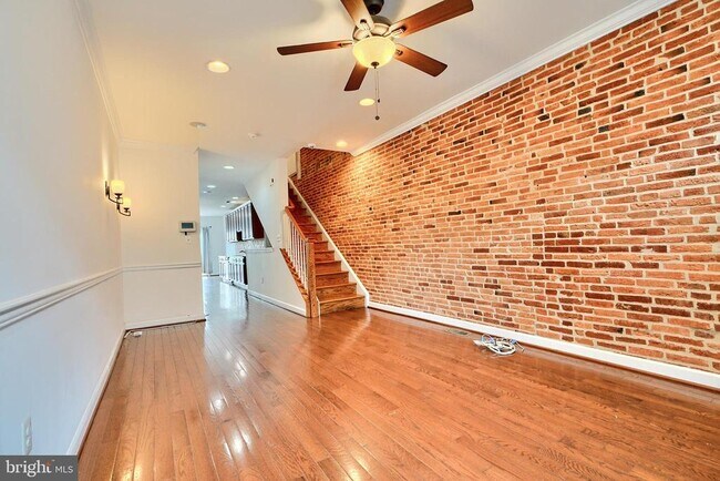 Foto del edificio - 1546 S Hanover St