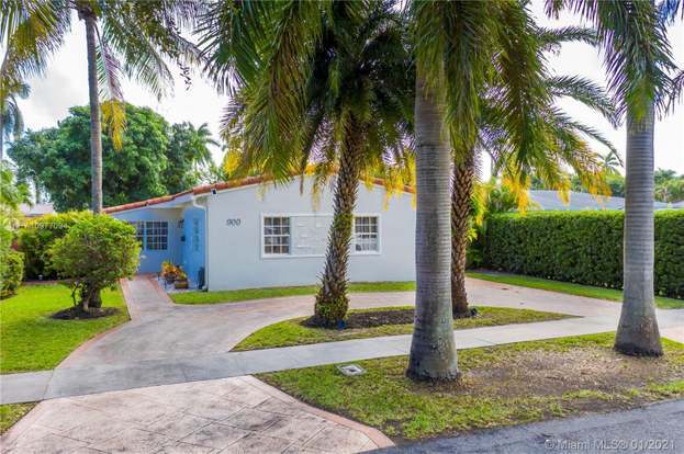 Foto principal - 900 NE 4th St