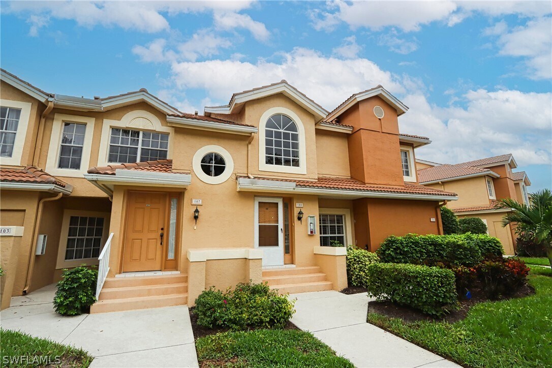 Primary Photo - 13000 Amberley Ct