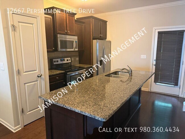 Foto del edificio - 12667 Persimmon Tree Dr