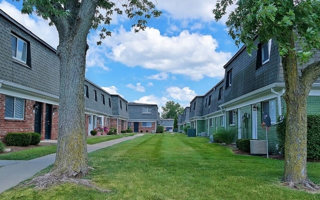 Building Photo - Serenity Park Apartments
