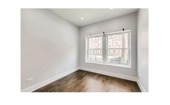 Foto del edificio - 6542 S Champlain Ave