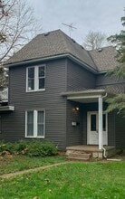 Building Photo - 1233 7th St