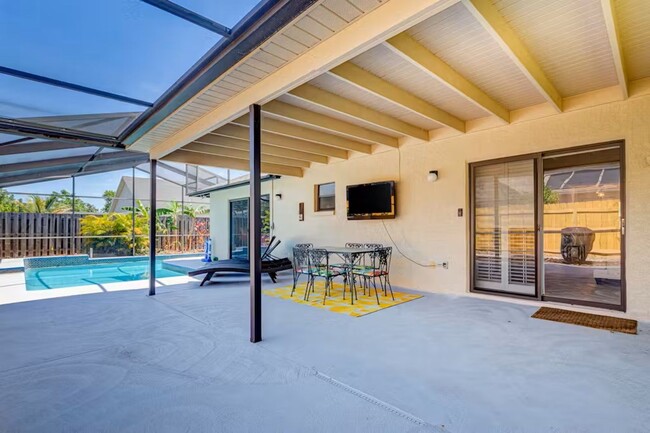 Foto del edificio - Beautiful fully furnished home in Kingsmil...