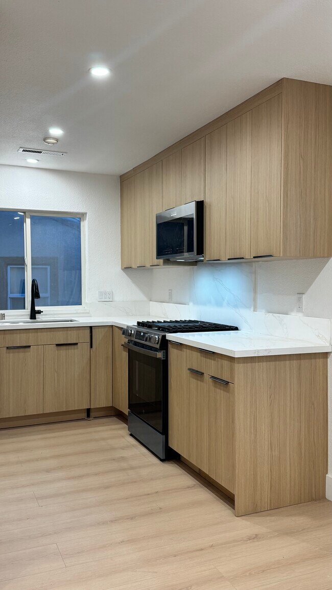 Foto del edificio - 3338 Ariel Joshua Ct