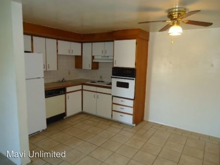 Foto del edificio - 7305-7315 W 9th Pl