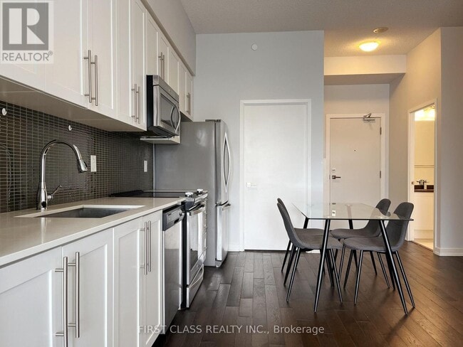 Building Photo - 4011 Brickstone Mews