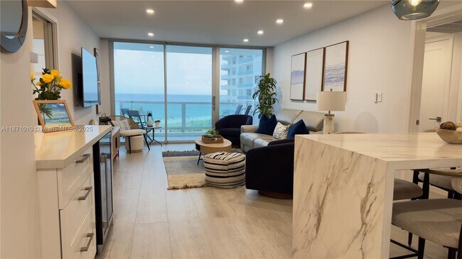 Building Photo - 5161 Collins Ave