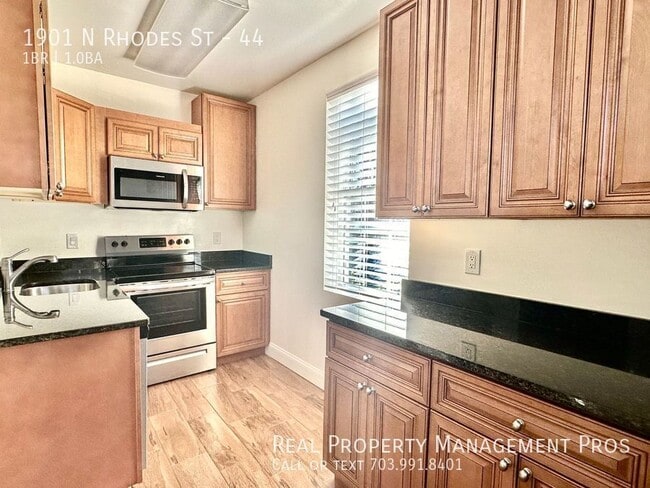 Foto del edificio - 1901 N Rhodes St